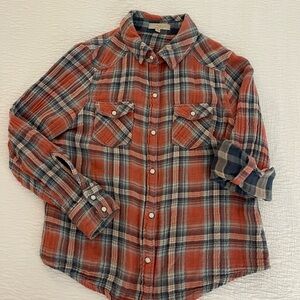 Chelsea & Violet Rust & Navy Crinkle Plaid Button Down | Size M